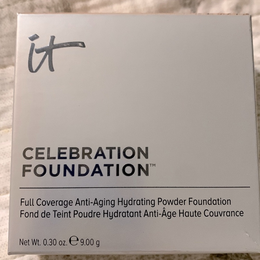 IT Celebration Foundation Medium